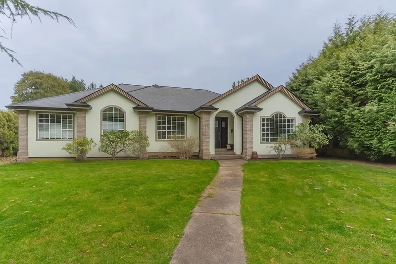 2892 140 STREET - photo 1 of 25