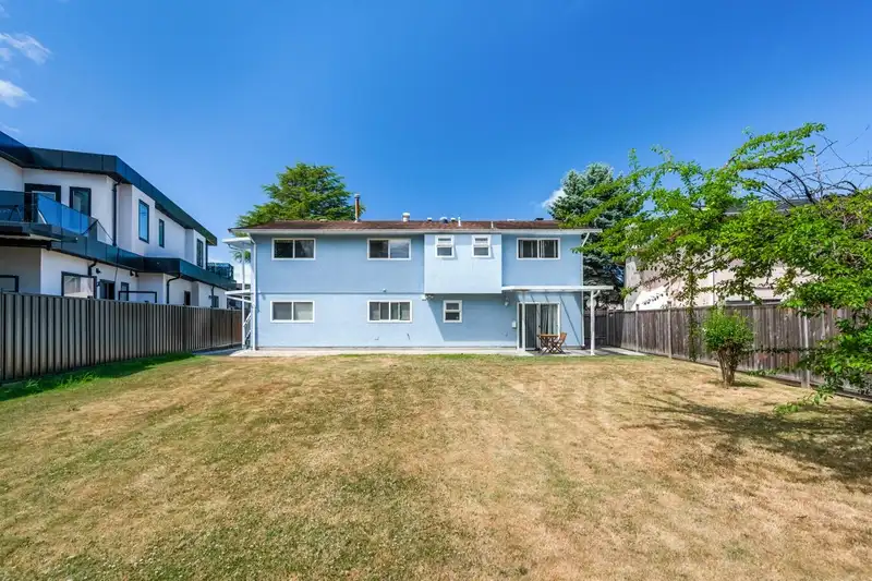 6620 GAINSBOROUGH DRIVE - photo 2 of 24