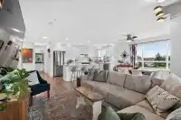 503 22575 BROWN AVENUE - thumbnail 1