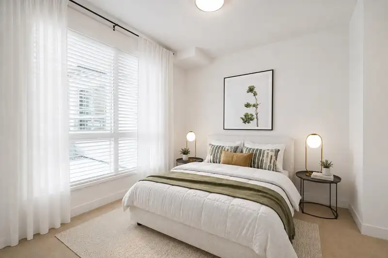 125 108 E 8TH STREET - photo 4 of 16