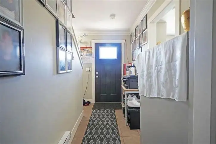 50 14285 64 AVENUE - photo 4 of 40