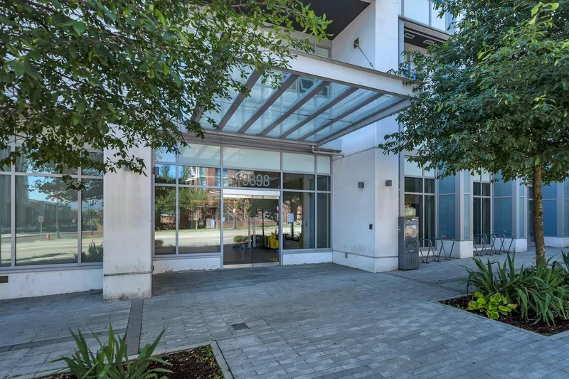 1709 13398 104 AVENUE - photo 3 of 25