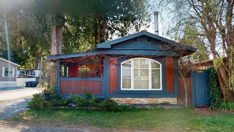20 40022 GOVERNMENT ROAD - photo 1 of 29