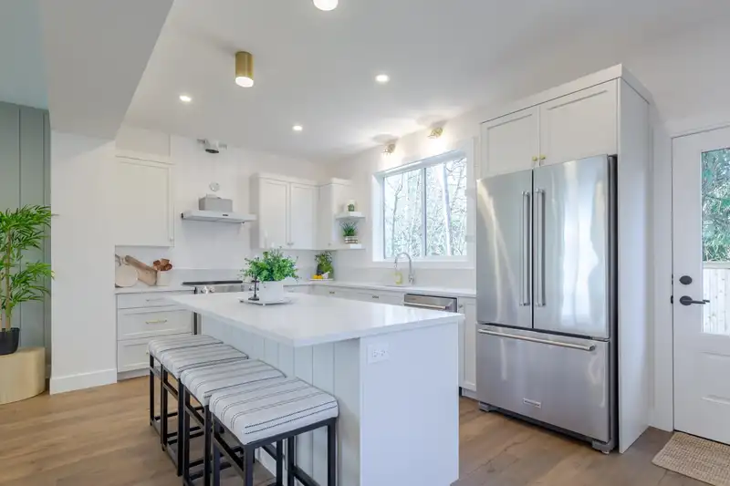 2477 BECK ROAD - photo 2 of 40