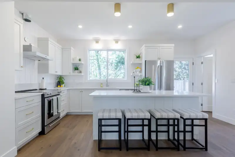 2477 BECK ROAD - photo 3 of 40