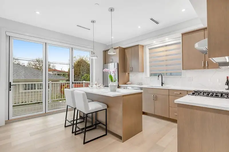 2 3945 ALICE STREET - photo 4 of 19