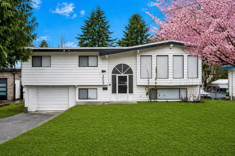 2803 BABICH STREET - photo 1 of 37