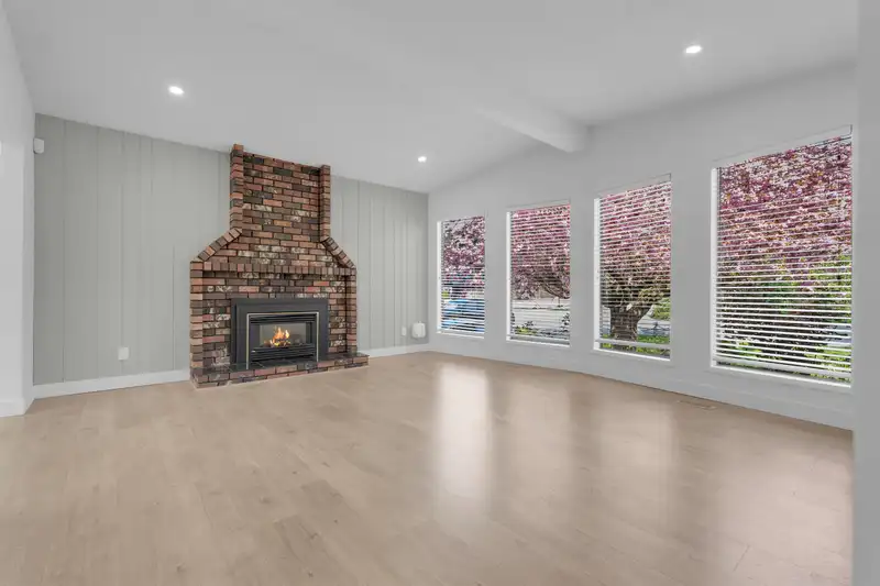 2803 BABICH STREET - photo 4 of 37