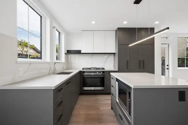 26 10188 NO. 1 ROAD - photo 1 of 6