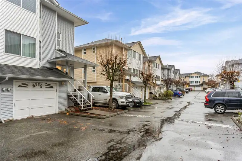 15 3087 IMMEL STREET - photo 3 of 35
