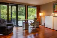 1015 EYREMOUNT DRIVE - thumbnail 23