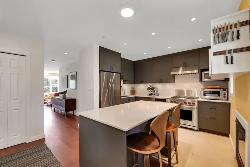 6 1204 MAIN STREET - photo 1 of 35