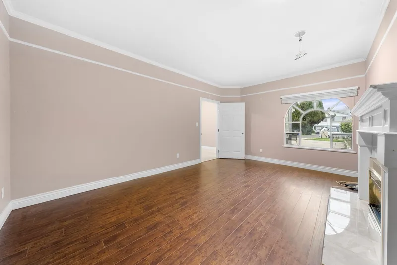 10380 BIRD ROAD - photo 4 of 25