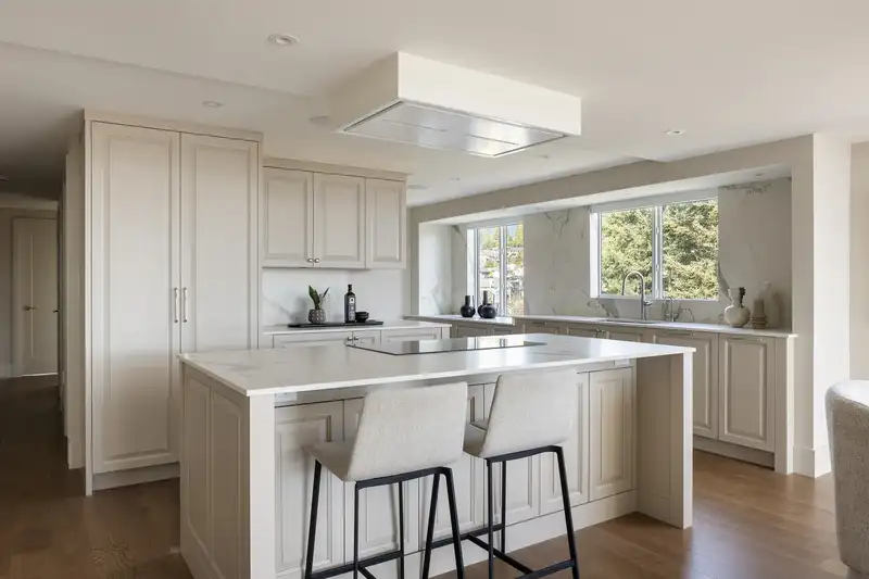 701 475 13TH STREET - photo 3 of 30