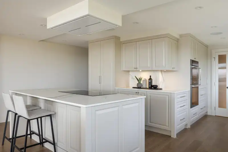 701 475 13TH STREET - photo 4 of 30