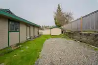 10523 FRASERGLEN DRIVE - thumbnail 33