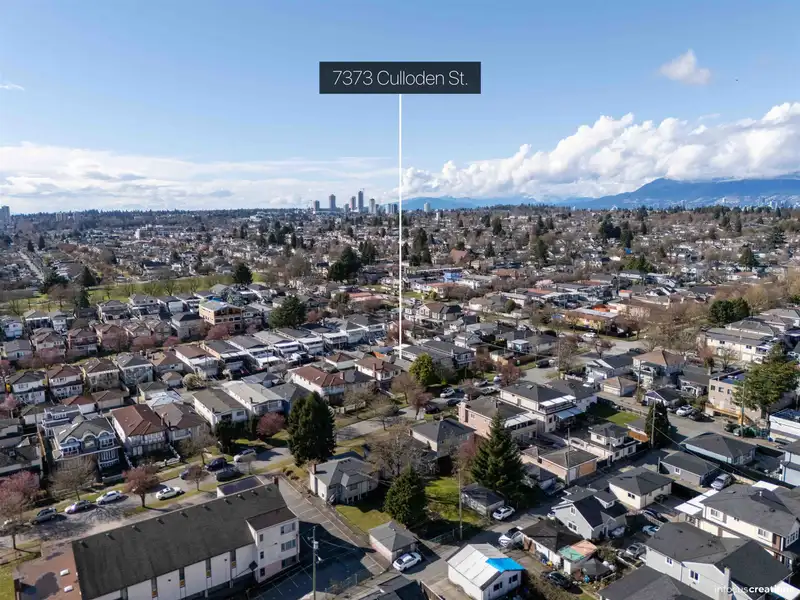 7373 CULLODEN STREET - photo 2 of 33