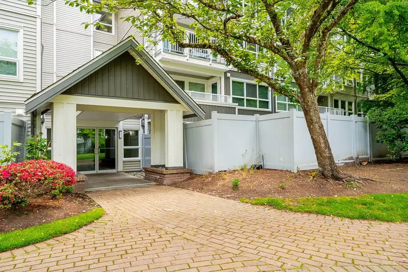 209 9668 148 STREET - photo 2 of 20
