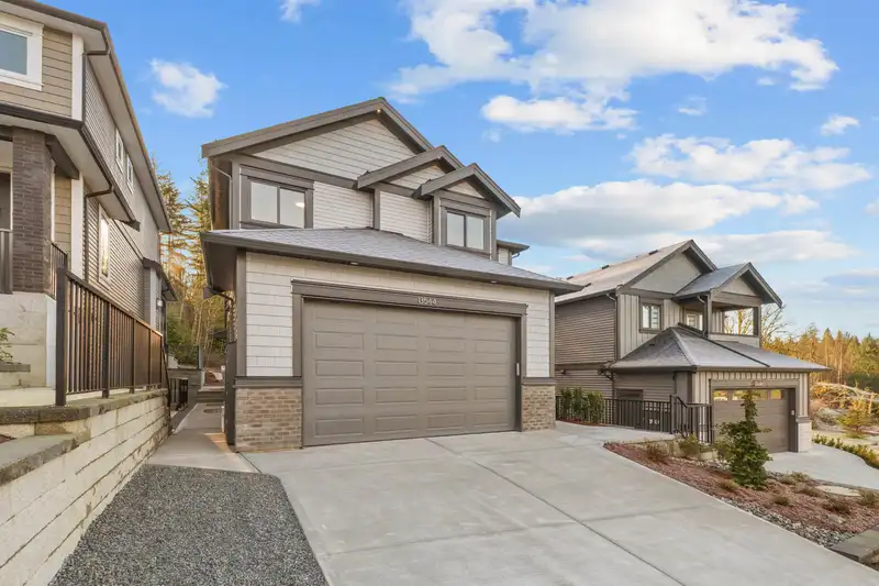 13544 BIRDTAIL DRIVE - photo 1 of 40