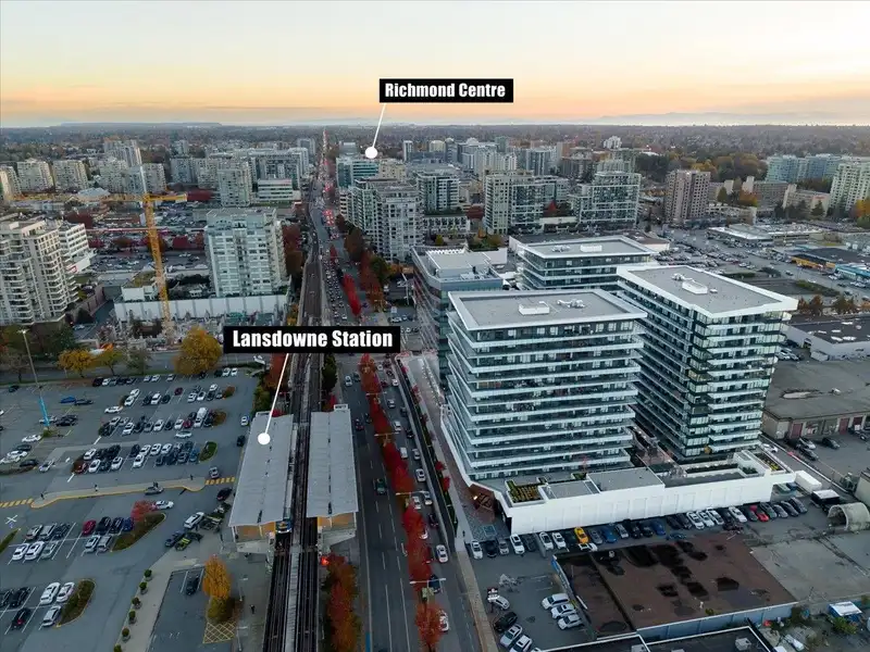 PH1506 7977 LANSDOWNE ROAD - photo 2 of 33