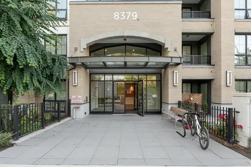 401 8379 201 STREET - photo 2 of 21