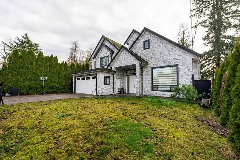 13750 LARNER ROAD - photo 3 of 40