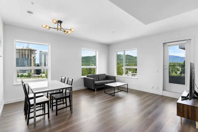 508 645 COMO LAKE AVENUE - photo 4 of 40