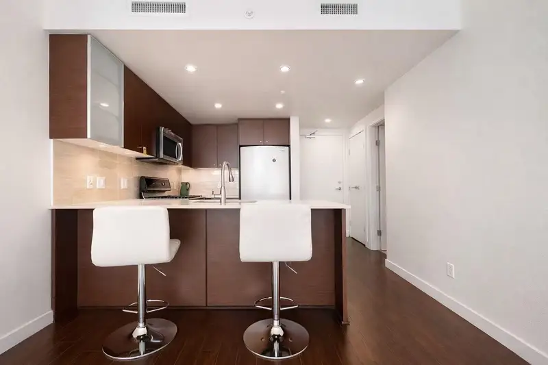 1609 5900 ALDERBRIDGE WAY - photo 2 of 8