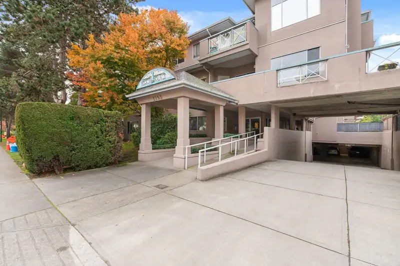 301 1153 54A STREET - photo 1 of 32