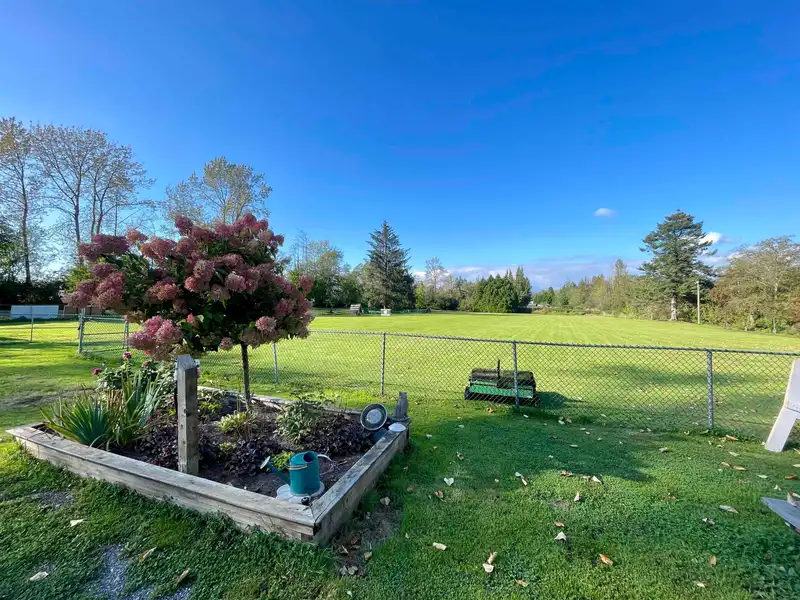 18033 29A AVENUE - photo 1 of 40