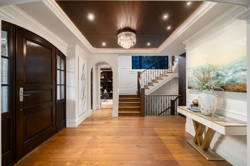 5989 CHURCHILL STREET - photo 2 of 24