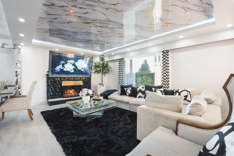 9089 PEMBERTON PLACE - photo 4 of 25