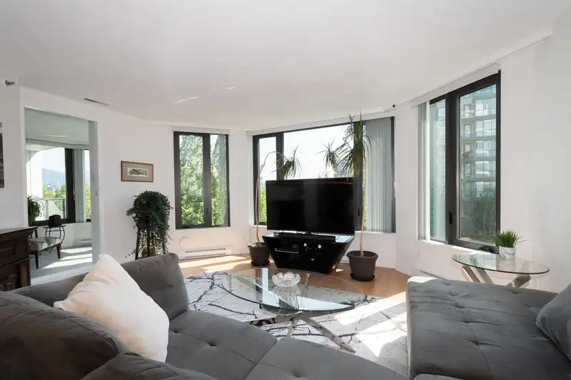 508 2201 PINE STREET - photo 1 of 28