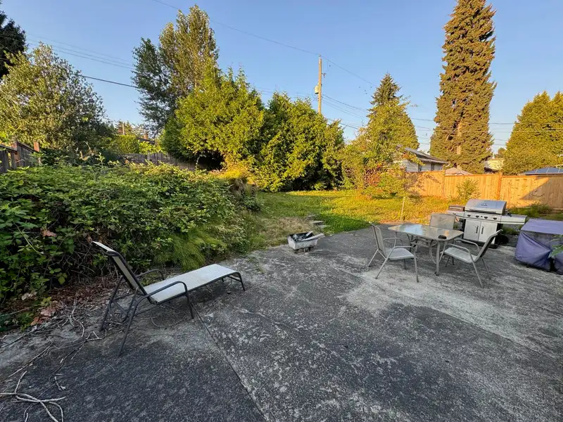 6207 DAWSON STREET - photo 4 of 8
