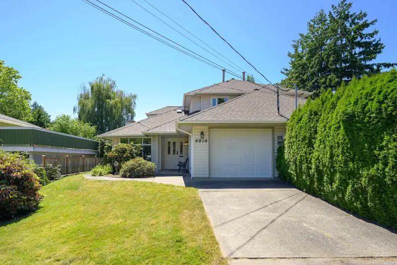 4814 GLENDALE AVENUE - photo 2 of 37