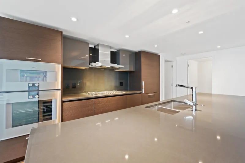 603 1571 W 57TH AVENUE - photo 3 of 25