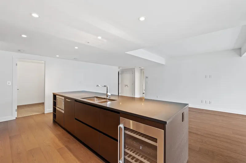 603 1571 W 57TH AVENUE - photo 4 of 25