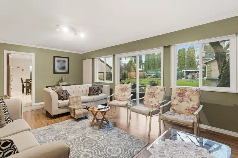 4729 CANADA WAY - photo 1 of 40