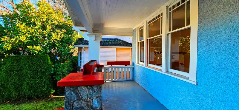 2476 W 13TH AVENUE - photo 4 of 40