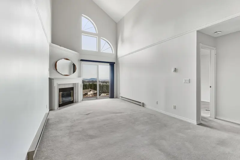 308 455 BROMLEY STREET - photo 3 of 25