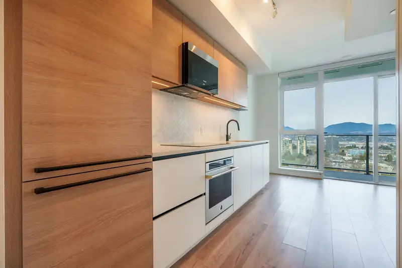 2503 10448 UNIVERSITY DRIVE - photo 3 of 23