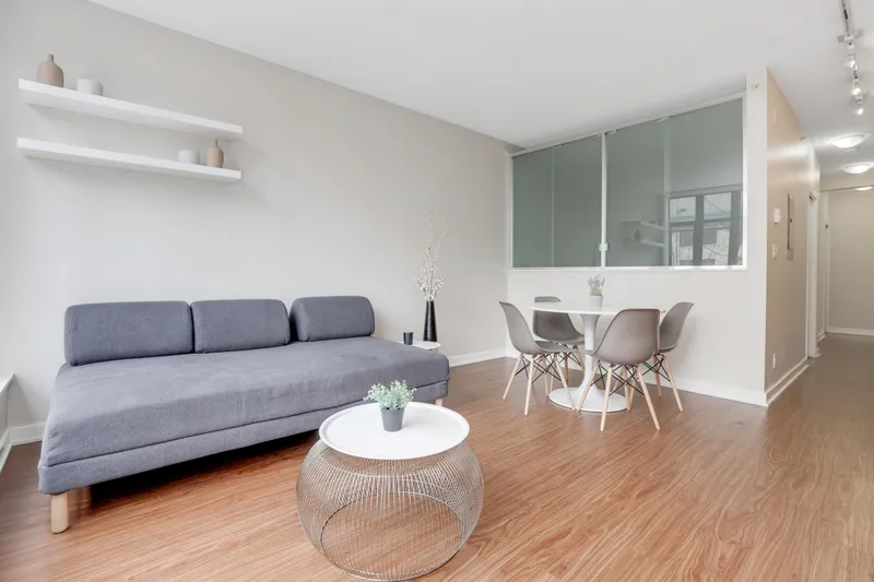 209 1249 GRANVILLE STREET - photo 4 of 14