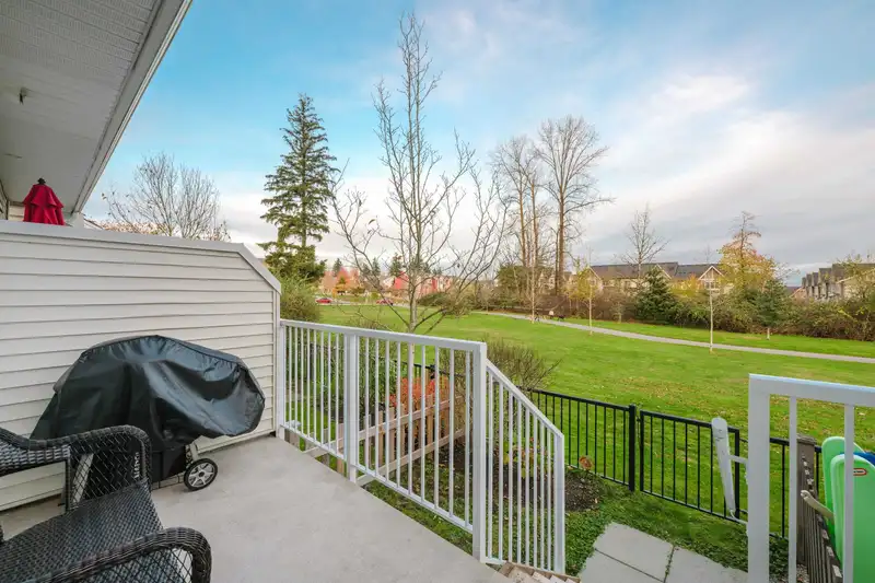 60 19480 66 AVENUE - photo 4 of 40