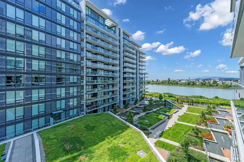 513 6833 PEARSON WAY - photo 1 of 34