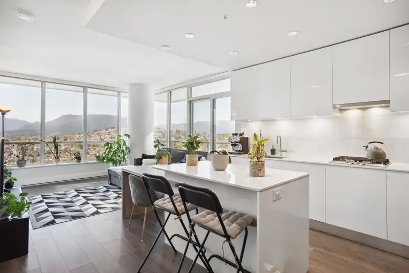 2812 1955 ALPHA WAY - photo 1 of 18