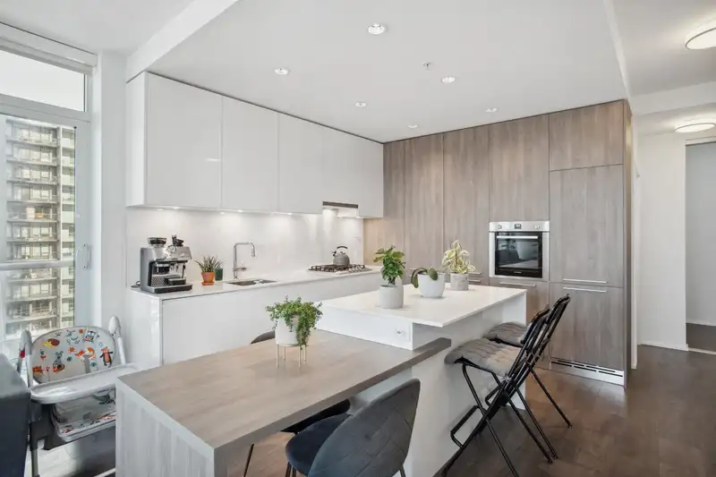 2812 1955 ALPHA WAY - photo 4 of 18