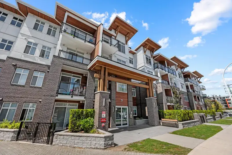 417 5415 BRYDON CRESCENT - photo 1 of 27