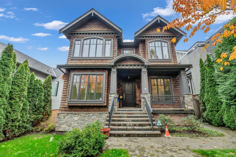 3522 W 27TH AVENUE - photo 1 of 25