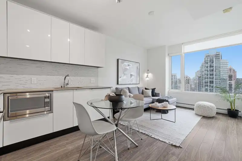 1906 1283 HOWE STREET - photo 1 of 32