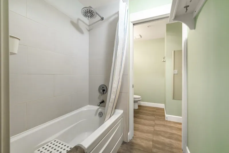 304 6611 ECKERSLEY ROAD - photo 4 of 20